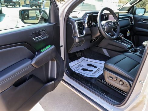 New 2026 GMC Canyon Elevation w/ Convenience Package RWD image 45