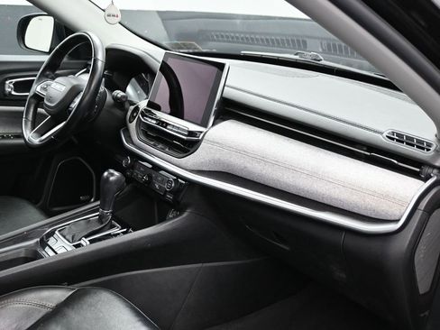 Used 2022 Jeep Compass Latitude w/ Sun and Sound Group image 34