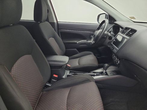 Used 2019 Mitsubishi Outlander Sport SE FWD image 21