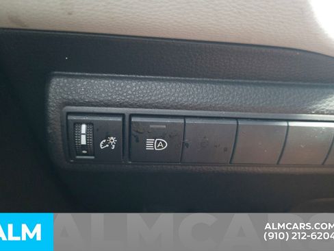 Used 2025 Toyota Corolla XSE FWD image 33