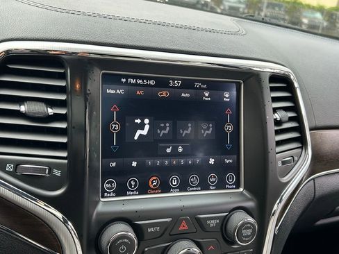 Certified 2018 Jeep Grand Cherokee Limited image 22