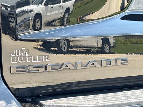 Used 2022 Cadillac Escalade Sport Platinum w/ LPO, ONYX Package AWD/4WD image 59