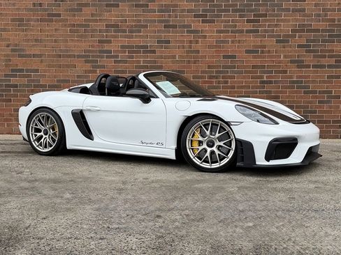 Used 2024 Porsche 718 Boxster Spyder RS w/ Weissach Package image 9