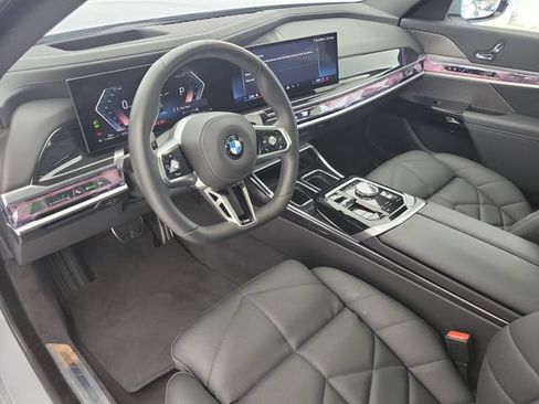 Used 2026 BMW 740i xDrive AWD/4WD image 21