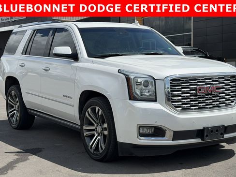 Used 2018 GMC Yukon Denali w/ Denali Ultimate Package AWD/4WD image 3