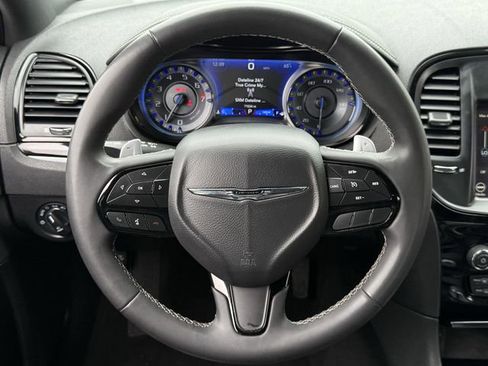 Used 2023 Chrysler 300 S image 12