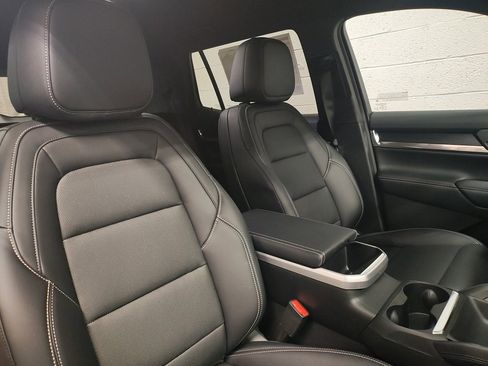 New 2026 GMC Terrain Elevation w/ Elevation Premium Package image 10