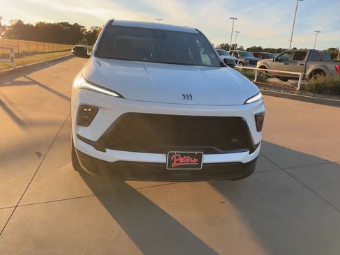 New 2026 Buick Enclave Sport Touring image 4