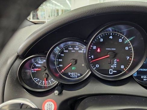 Used 2016 Porsche Cayenne AWD 4dr image 13