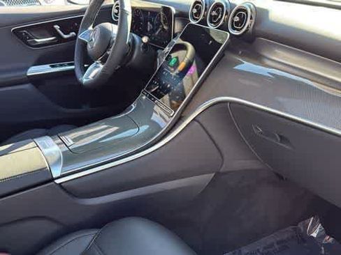 Certified 2026 Mercedes-Benz GLC 300 4MATIC image 32