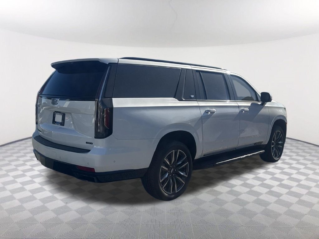 Used 2021 Cadillac Escalade ESV Sport Platinum AWD/4WD image 5