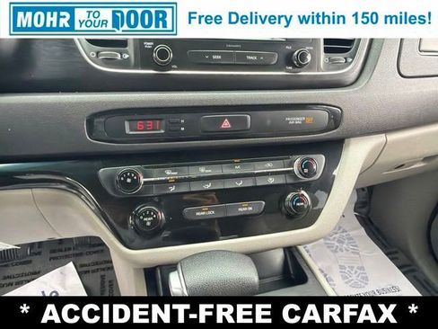 Used 2018 Kia Sedona LX FWD image 22