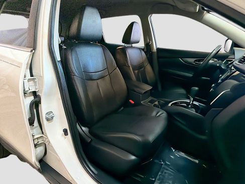 Used 2016 Nissan Rogue SL AWD/4WD image 30