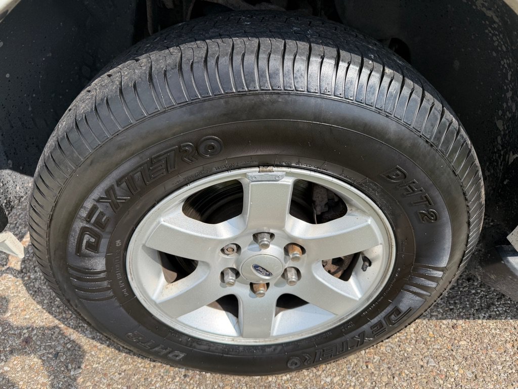 Used 2008 Ford Expedition XLT AWD/4WD image 16