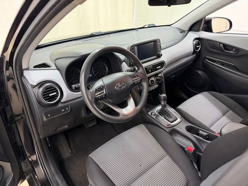 Used 2020 Hyundai Kona SE FWD image 19
