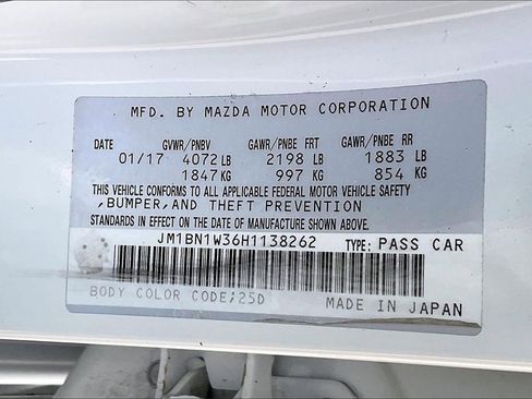 Used 2017 MAZDA MAZDA3 Grand Touring image 16