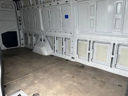 Used 2022 Mercedes-Benz Sprinter 2500 image 29