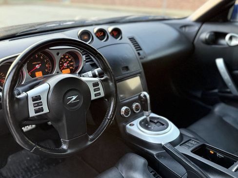 Used 2007 Nissan 350Z Touring image 14