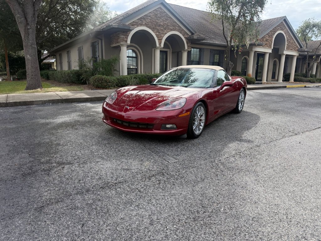 Used 2006 Chevrolet Corvette Convertible w/ Preferred Equipment Group RWD image 16