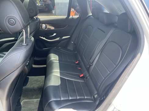 Used 2016 Mercedes-Benz GLC 300 4MATIC w/ Multimedia Package image 18