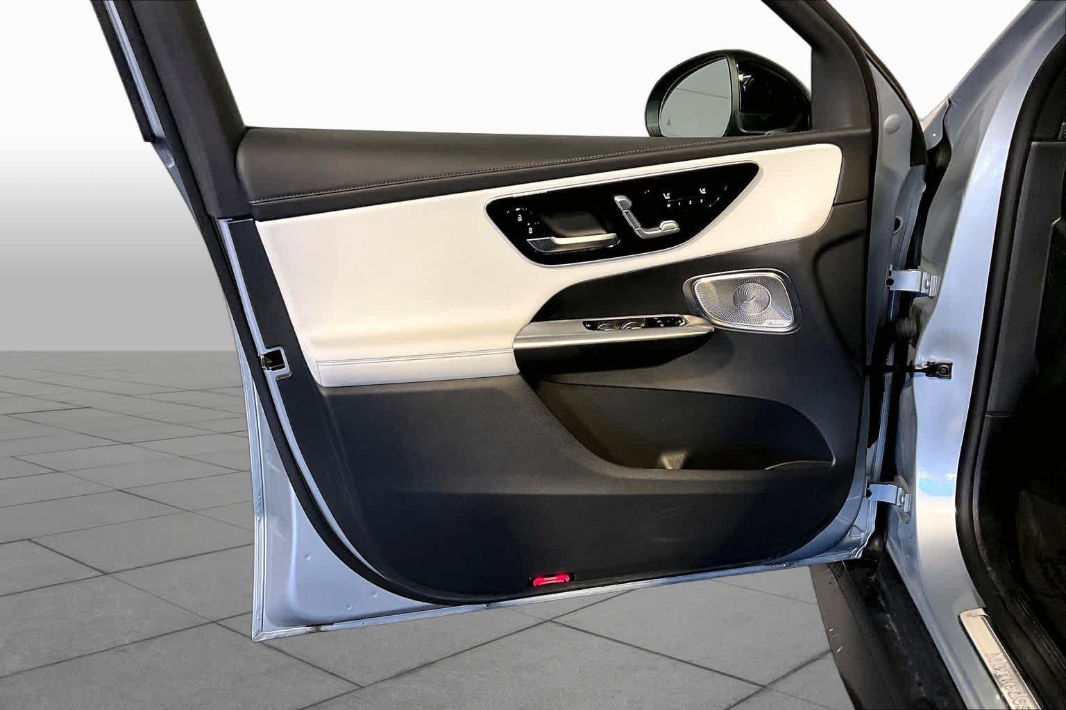 Certified 2024 Mercedes-Benz GLC 300 4MATIC image 22