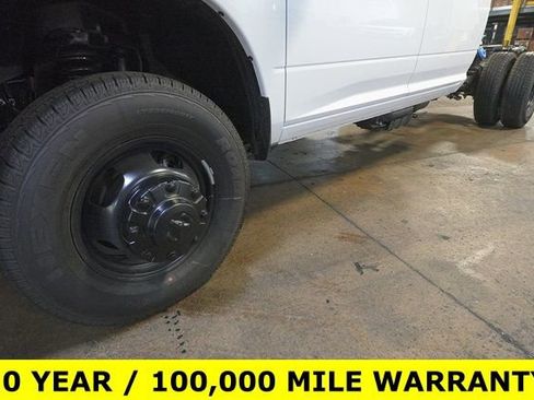 New 2026 RAM 3500 Tradesman image 21