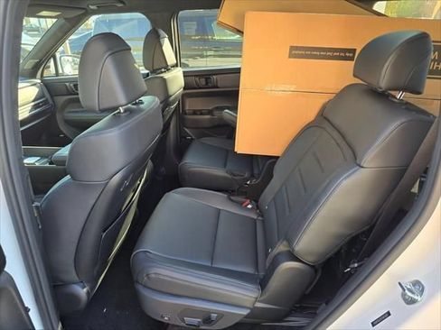 New 2026 Hyundai Santa Fe Calligraphy AWD/4WD image 15