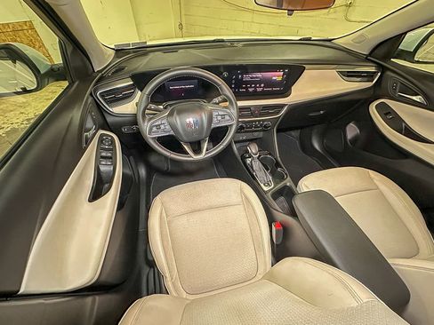 Used 2024 Buick Encore GX Preferred AWD/4WD image 12