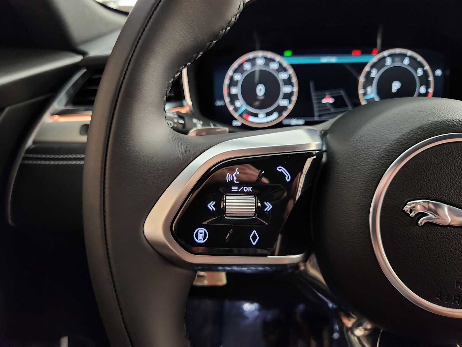New 2026 Jaguar F-PACE R-Dynamic S AWD/4WD image 51