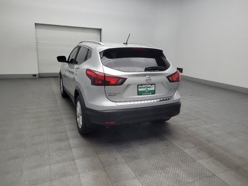 Used 2018 Nissan Rogue Sport SV image 5