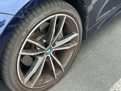 Used 2024 BMW 330e w/ Premium Package RWD image 3