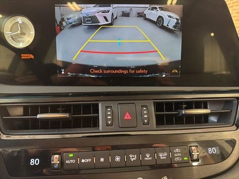 Used 2023 Lexus ES 350 w/ Premium Package image 18