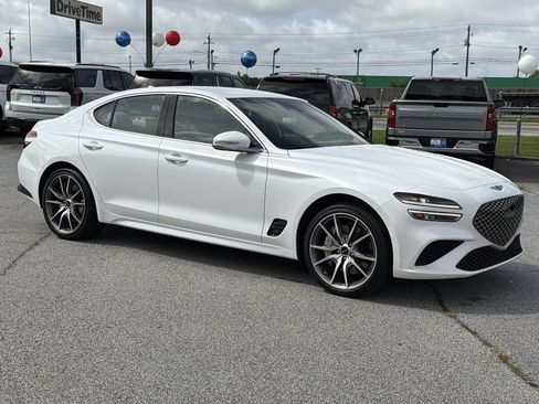 Used 2025 Genesis G70 2.5T AWD/4WD image 27