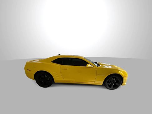 Used 2010 Chevrolet Camaro SS w/ RS Package RWD image 9