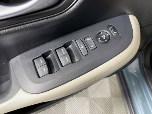 Used 2024 Honda HR-V LX image 19