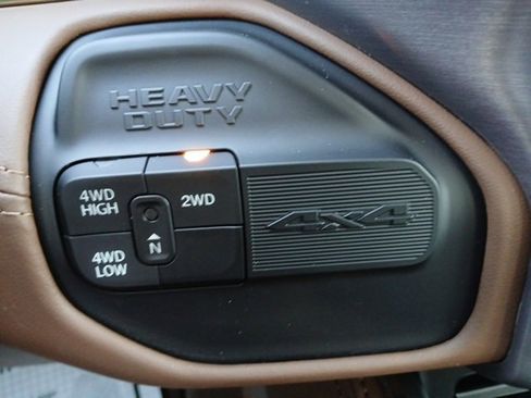 Used 2024 RAM 3500 Limited w/ Towing Technology Group image 27