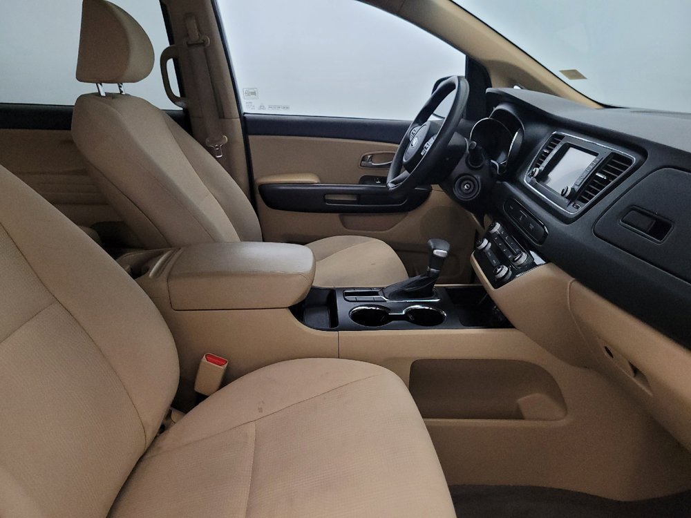Used 2019 Kia Sedona LX FWD image 21