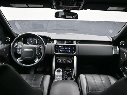 Used 2016 Land Rover Range Rover HSE image 18