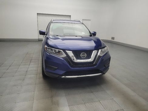 Used 2018 Nissan Rogue SV w/ Premium Package FWD image 14