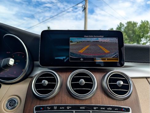 Used 2019 Mercedes-Benz C 300 4MATIC Sedan image 27
