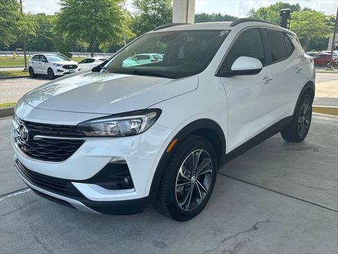 Used 2020 Buick Encore GX Select FWD image 1