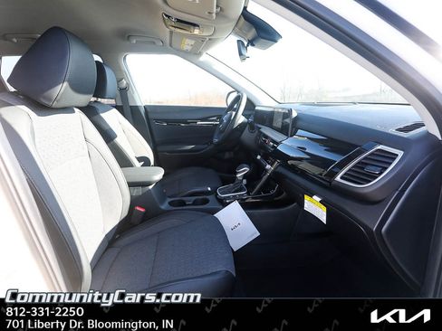 New 2026 Kia Seltos S image 19