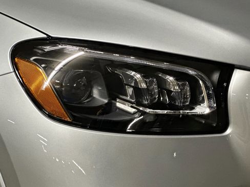 New 2026 Mercedes-Benz Maybach GLS 600 4MATIC image 10