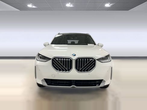Used 2026 BMW X3 xDrive30i AWD/4WD image 4