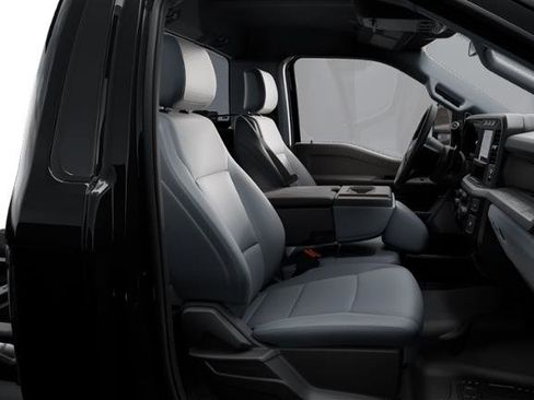 New 2025 Ford F550 4x4 Regular Cab Super Duty image 34