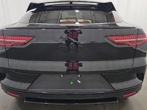 Used 2024 Jaguar I-PACE R-Dynamic HSE image 5