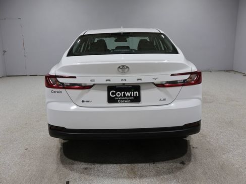 Used 2025 Toyota Camry LE FWD image 3