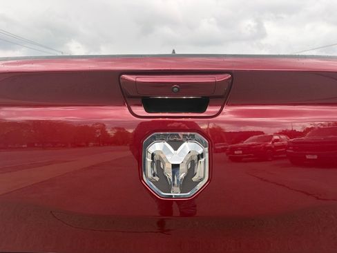 Used 2022 RAM 1500 Big Horn AWD/4WD image 11
