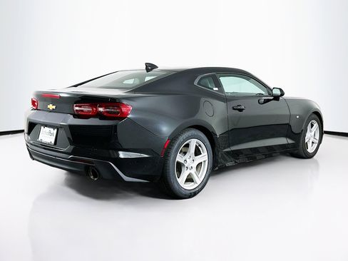 Used 2023 Chevrolet Camaro LT RWD image 9