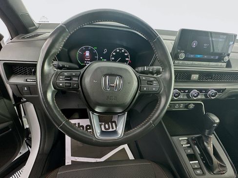 Used 2023 Honda CR-V Sport image 11